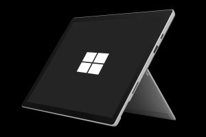 Reparación Surface Pro 5 (mod. 1796) no enciende y se queda congelada en el logo