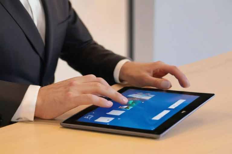 ¿Cómo solucionar el mensaje «no se pueden cargar o descargar los cambios porque las credenciales almacenadas en caché han expirado» en tu tableta Surface?