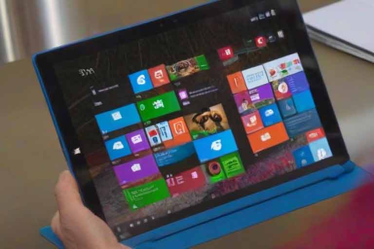 ¿Cómo reparar mi Surface si se bloquea y apaga solo?